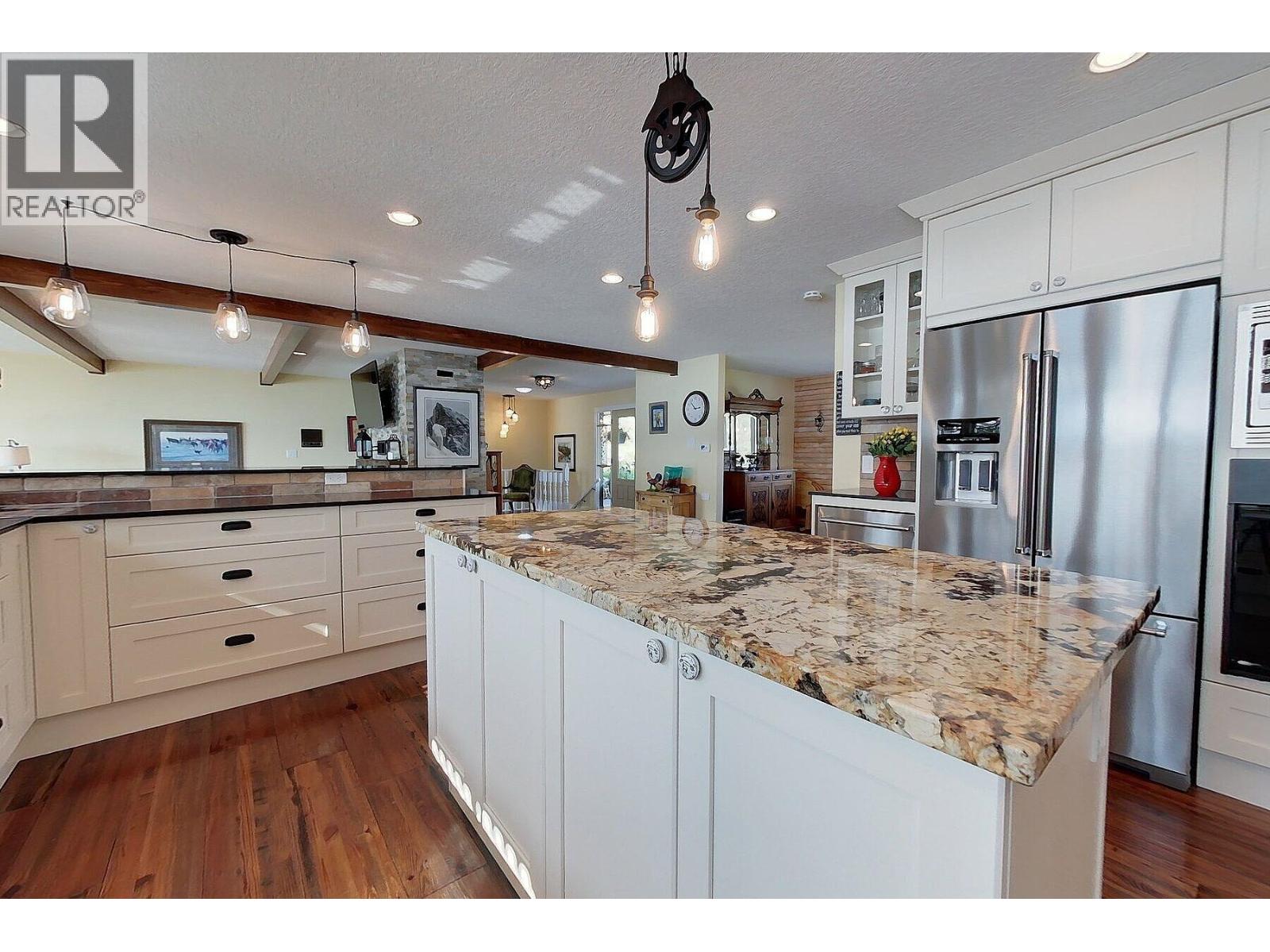 2631 Johnson Road, Fraser Lake, British Columbia  V0J 1S0 - Photo 39 - R3118048