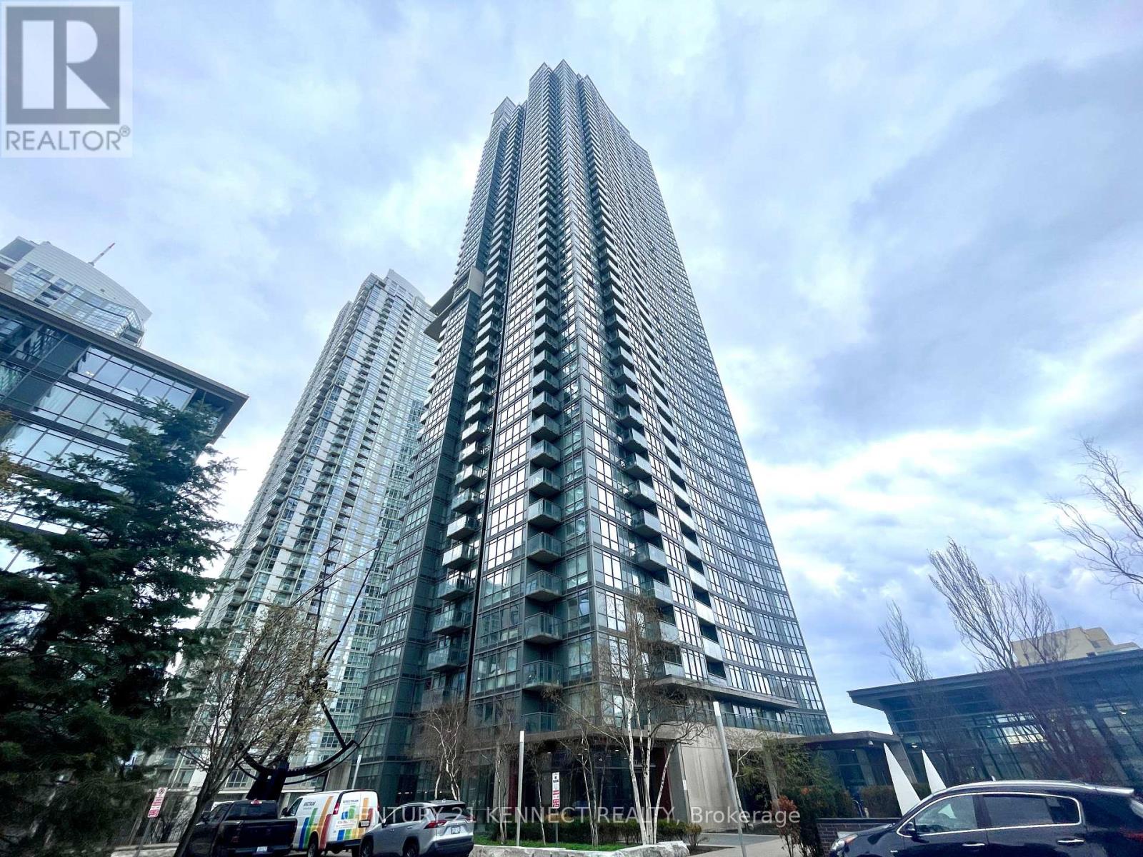 4701 - 11 BRUNEL COURT, Toronto, Ontario
