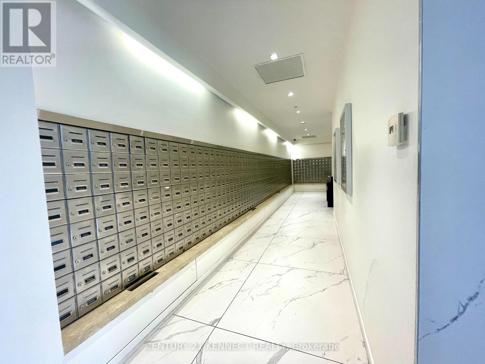 4701 - 11 Brunel Court, Toronto, Ontario  M5V 3Y3 - Photo 13 - C13062194