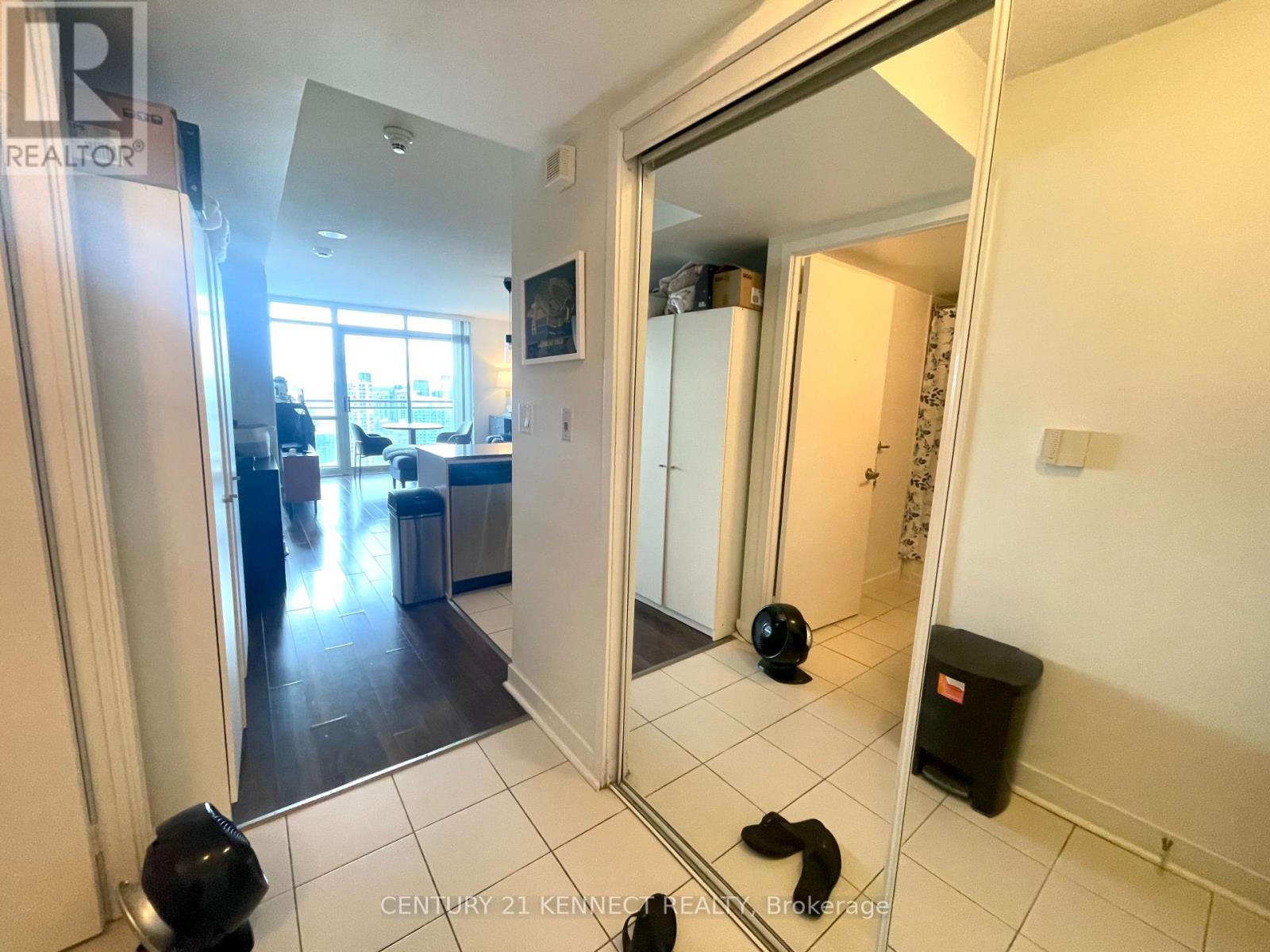 4701 - 11 Brunel Court, Toronto, Ontario  M5V 3Y3 - Photo 7 - C13062194