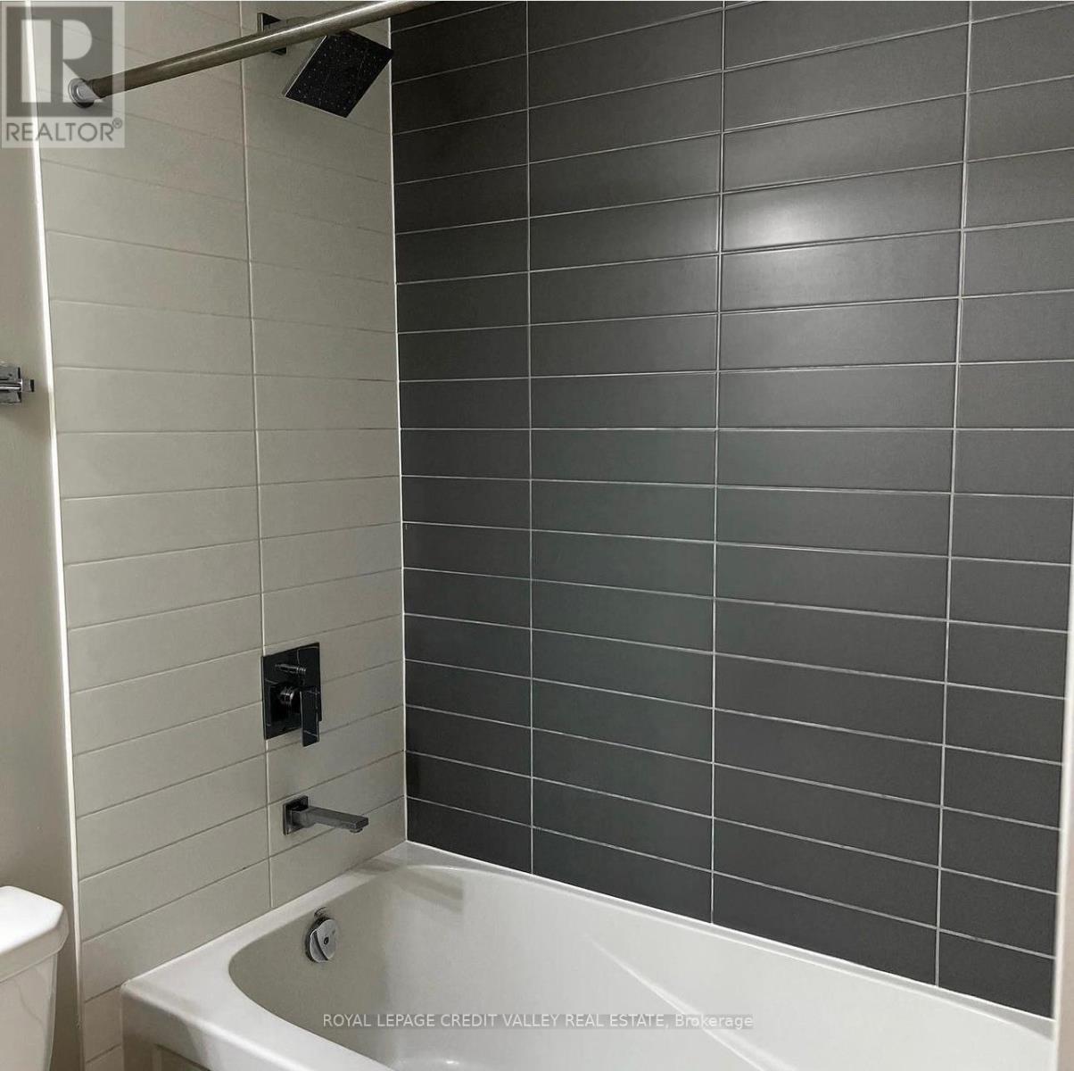 4711 - 4011 Brickstone Mews, Mississauga, Ontario  L5B 0J7 - Photo 5 - W13060310