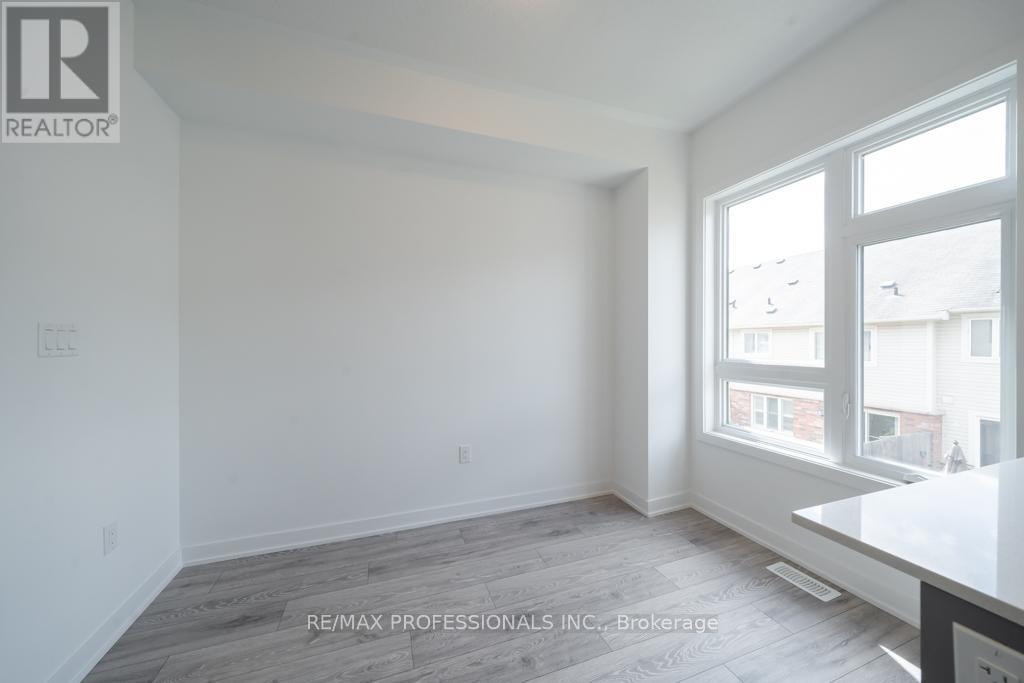 3099 Cherry Blossom Cmn, Burlington, Ontario  L7M 0H4 - Photo 10 - W13065332
