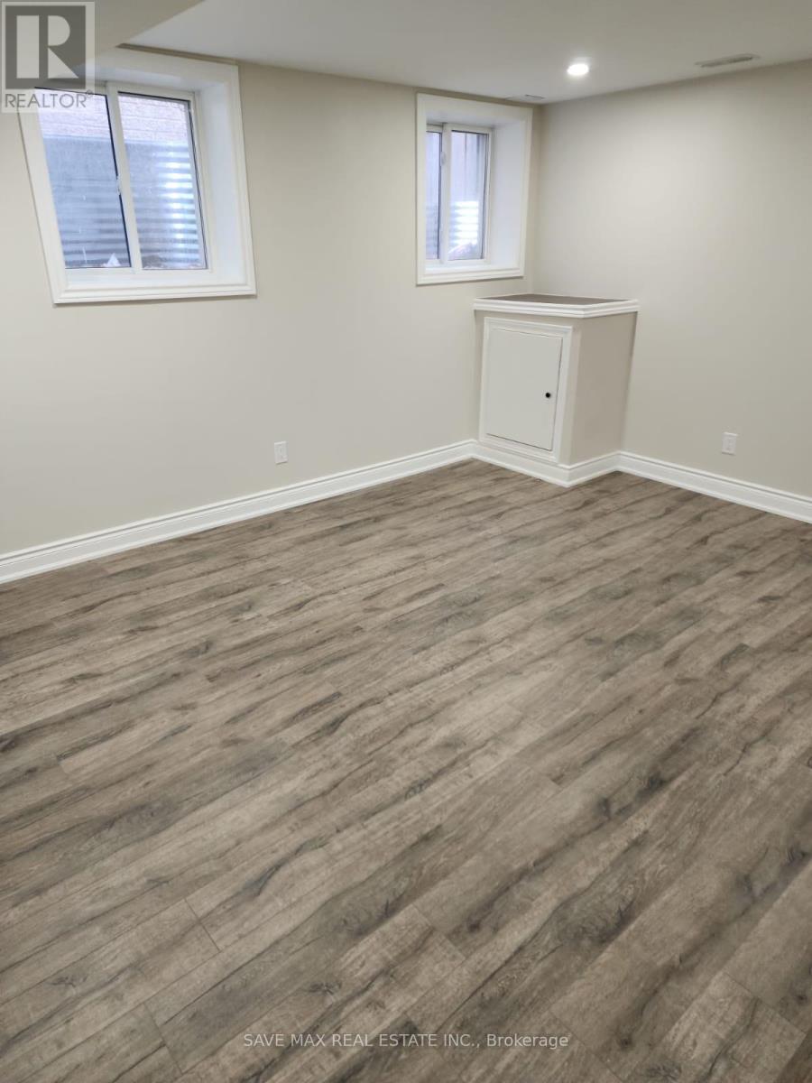 393 Jelinik Terrace, Milton, Ontario  L9T 7N1 - Photo 3 - W13065488
