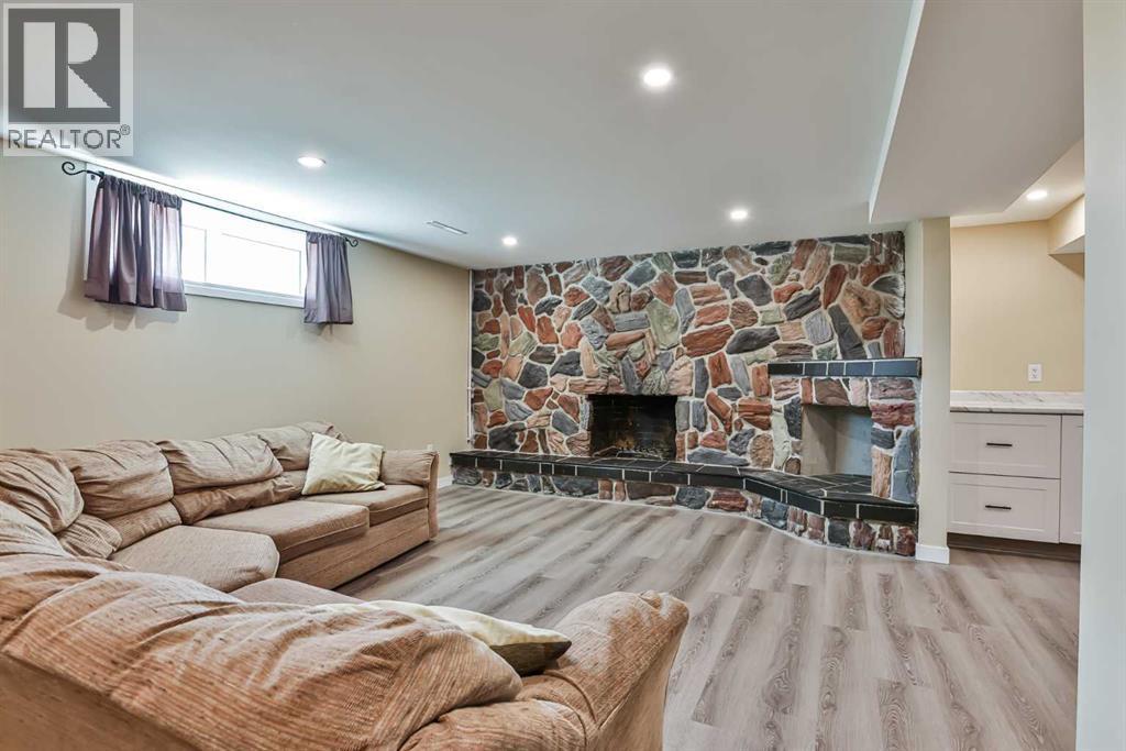155e 100n, Raymond, Alberta  T0K 2S0 - Photo 26 - A2306481