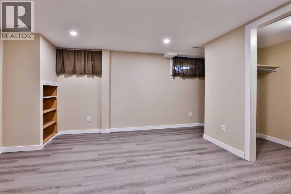 155e 100n, Raymond, Alberta  T0K 2S0 - Photo 31 - A2306481