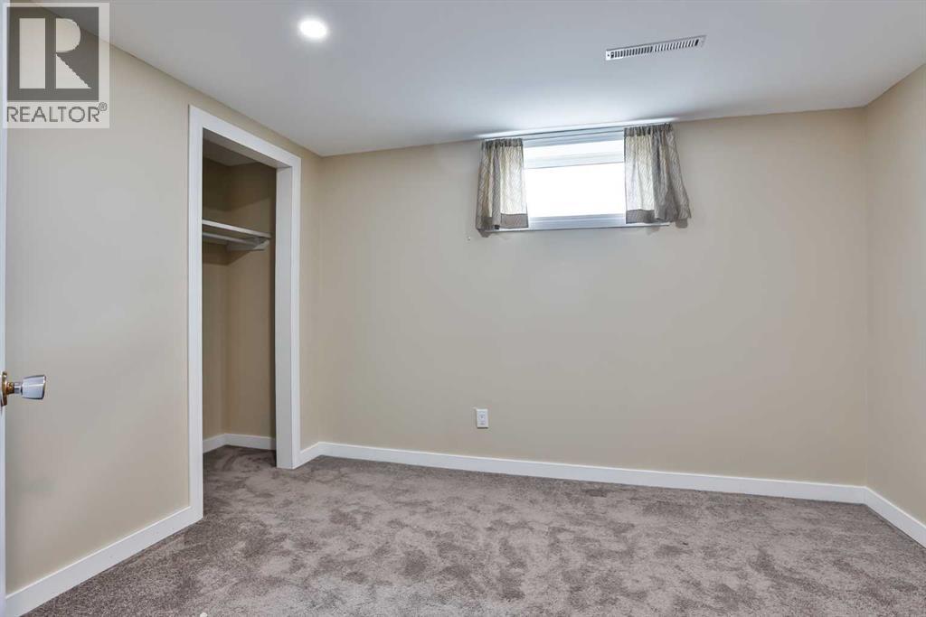155e 100n, Raymond, Alberta  T0K 2S0 - Photo 32 - A2306481