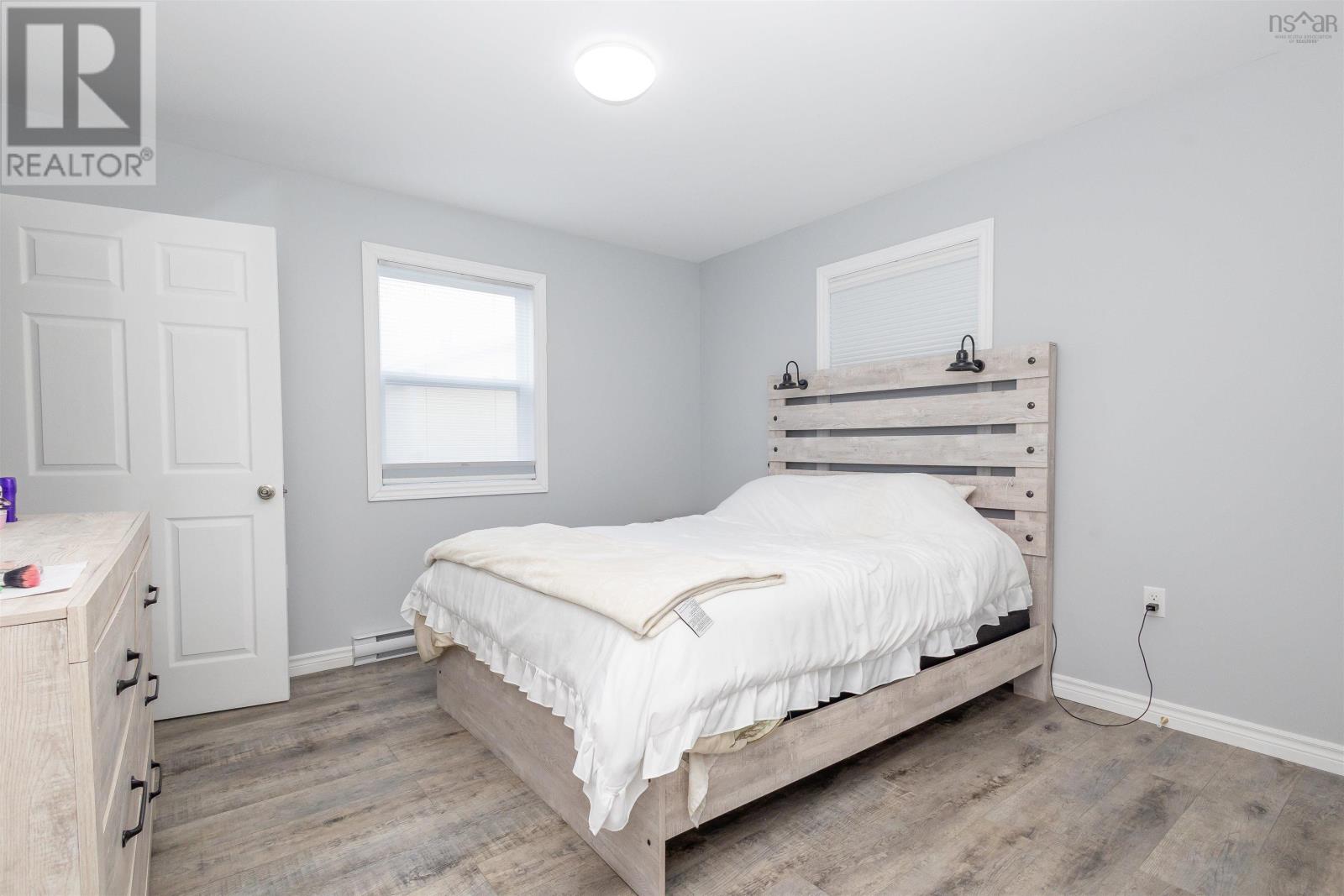 26 Tenth Street, Glace Bay, Nova Scotia  B1A 4L8 - Photo 24 - 202609198