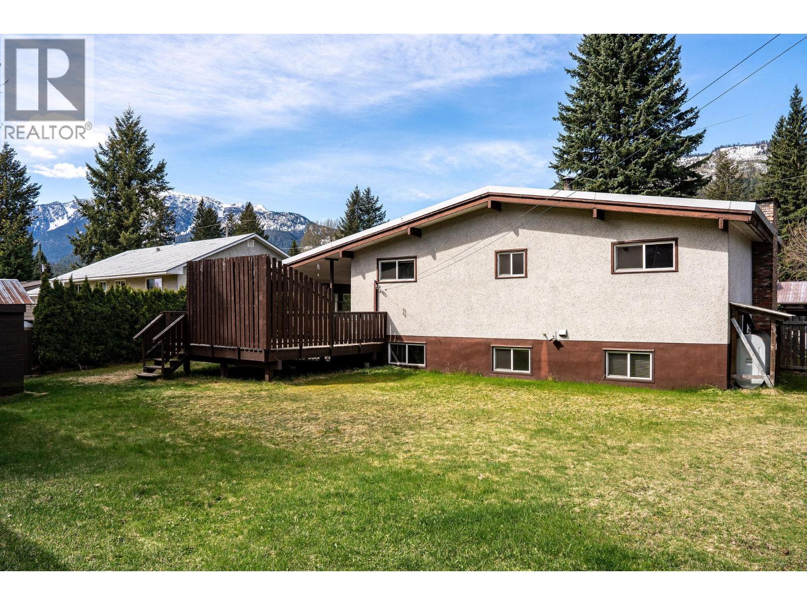 80 Burke Drive, Revelstoke, British Columbia  V0E 2S0 - Photo 6 - 10375499