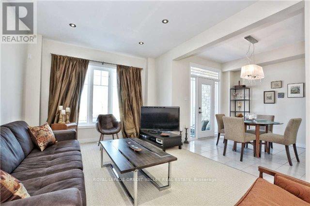 11 - 7 Lakelawn Road, Grimsby, Ontario  L3M 0E9 - Photo 10 - X13065428