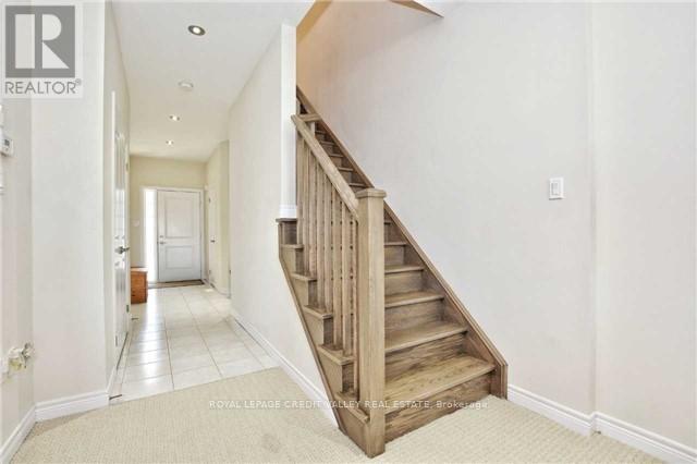 11 - 7 Lakelawn Road, Grimsby, Ontario  L3M 0E9 - Photo 13 - X13065428