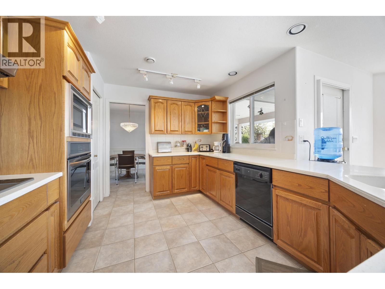 7055 Gray Avenue, Burnaby, British Columbia  V5J 3Y9 - Photo 10 - R3117796