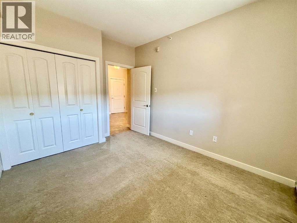 309, 109 Seabolt Drive, Hinton, Alberta  T7V 1K2 - Photo 10 - A2306303