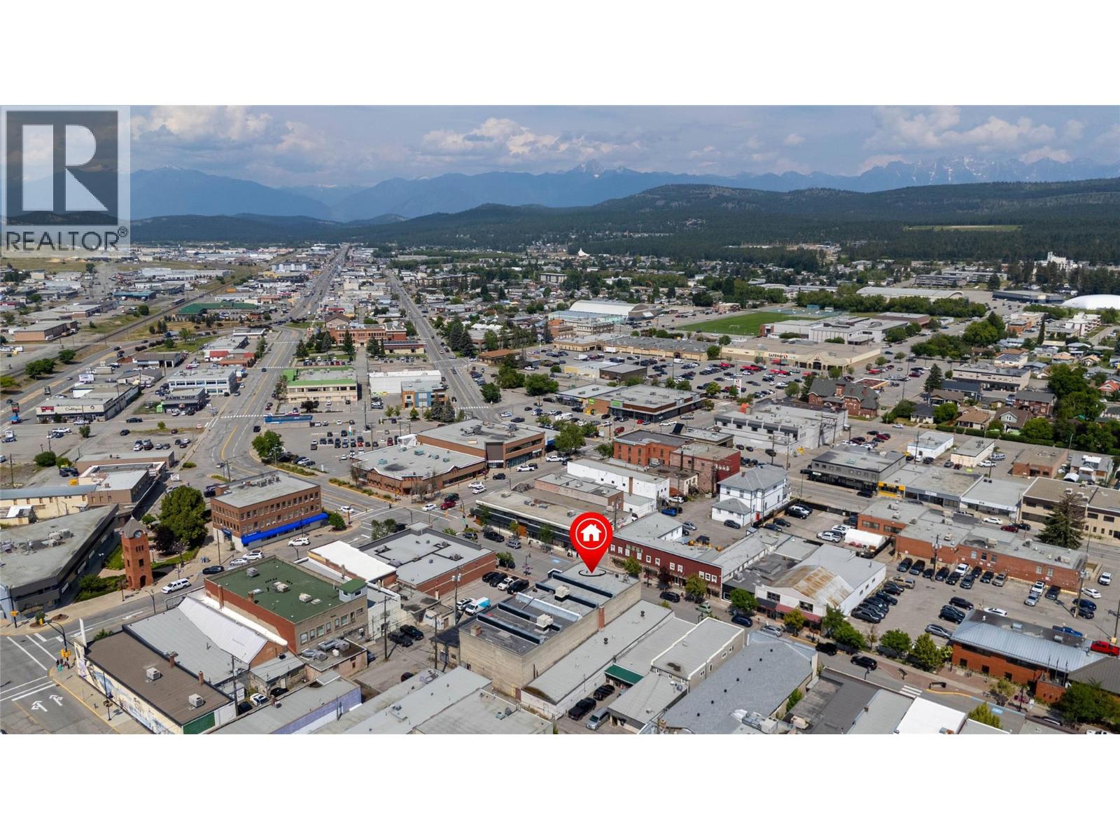15 10th Avenue S, Cranbrook, British Columbia  V1C 2M9 - Photo 3 - 10385567