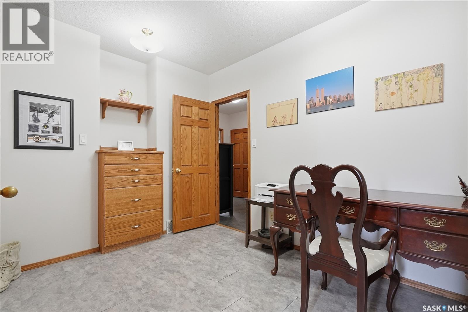 214 Forsyth Court, Saskatoon, Saskatchewan  S7N 4H2 - Photo 35 - SK034402
