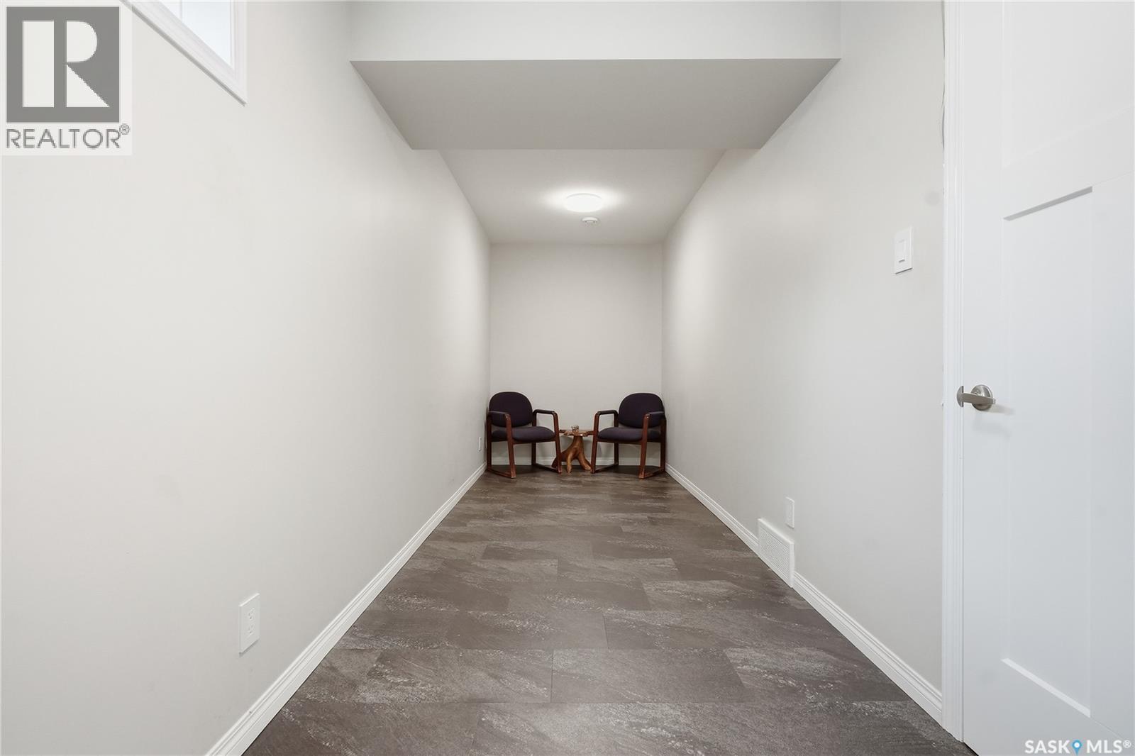 214 Forsyth Court, Saskatoon, Saskatchewan  S7N 4H2 - Photo 41 - SK034402