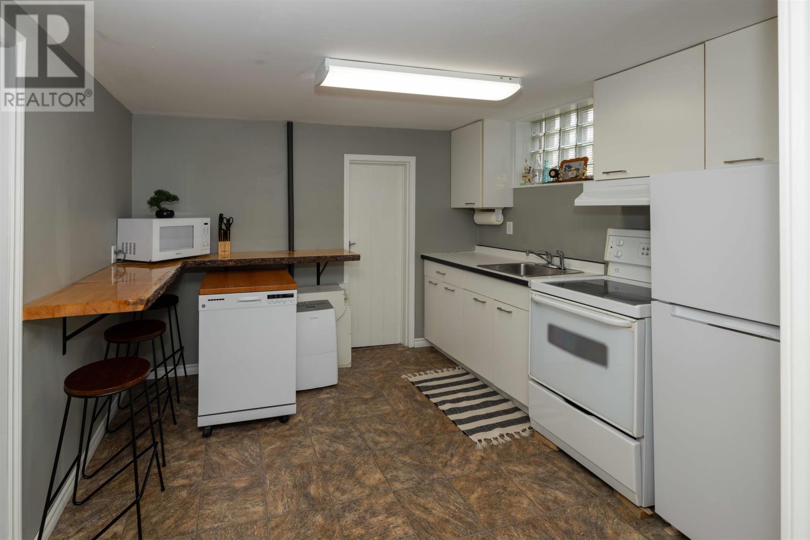 293 High St S, Thuder Bay, Ontario  P7B 3K9 - Photo 13 - TB2600856