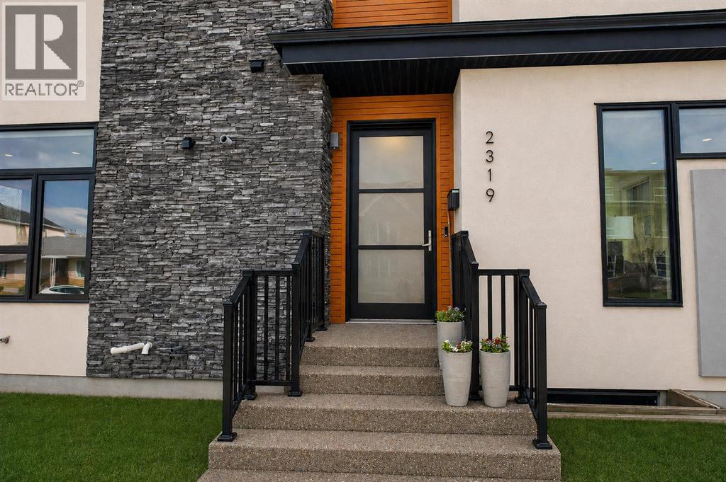 2319 24 Avenue Sw, Calgary, Alberta  T2T 0Y4 - Photo 2 - A2306049