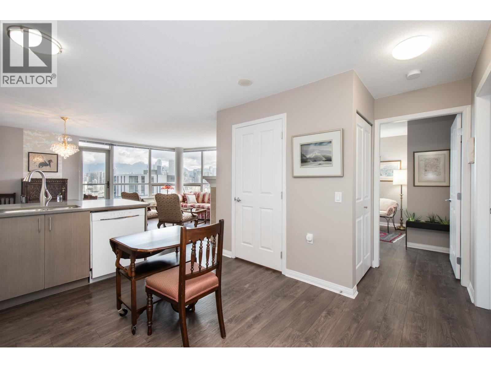 1001 1570 W 7th Avenue, Vancouver, British Columbia  V6J 5M1 - Photo 4 - R3117996