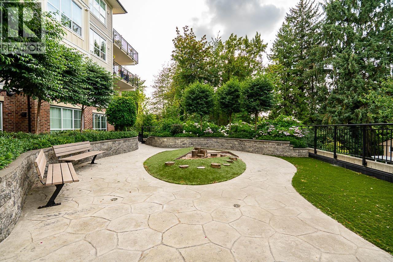 204 12367 224 Street, Maple Ridge, British Columbia  V6C 3P6 - Photo 2 - R3118015