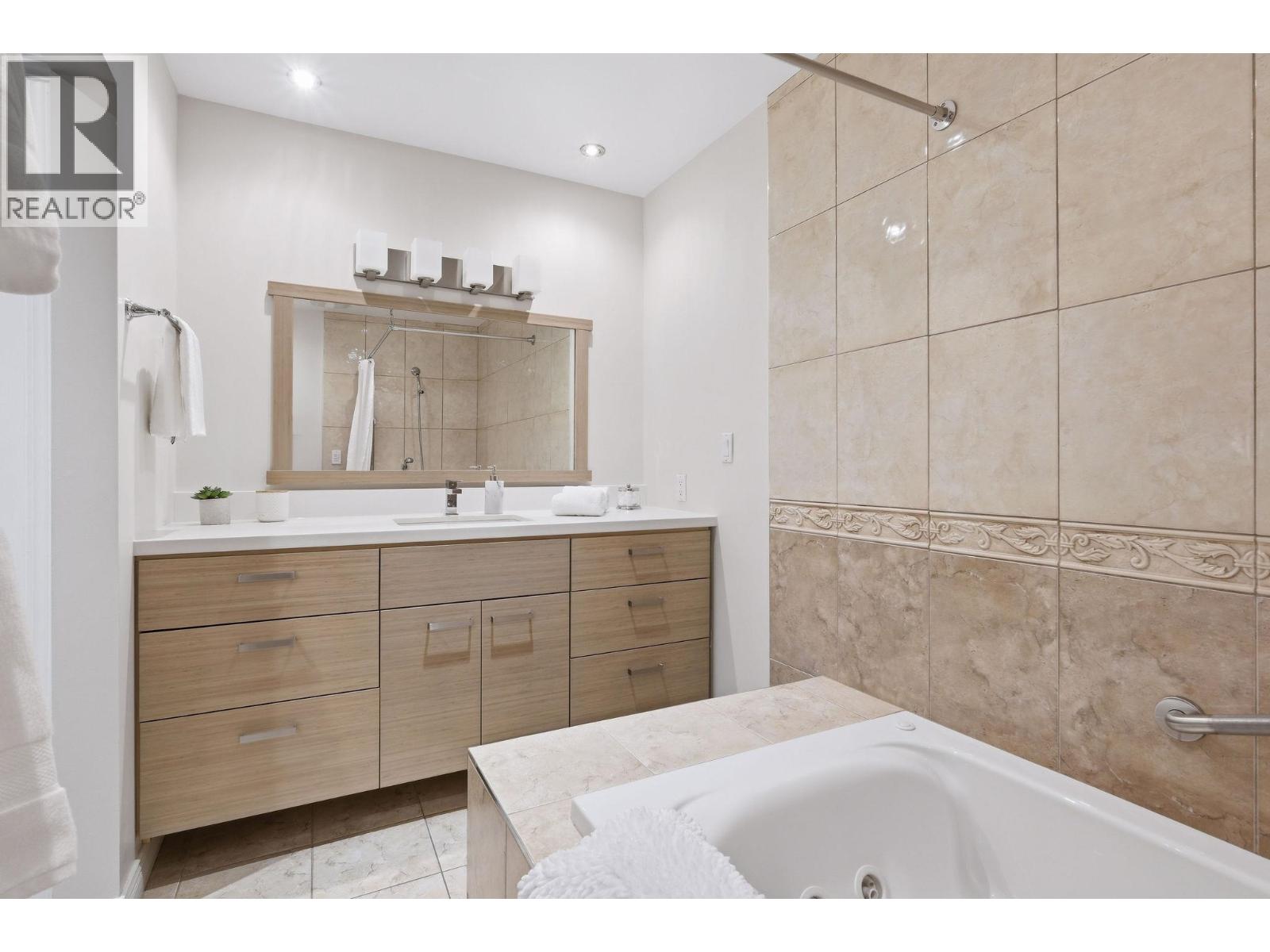 1558 Bowser Avenue, North Vancouver, British Columbia  V7P 2Y3 - Photo 22 - R3118020