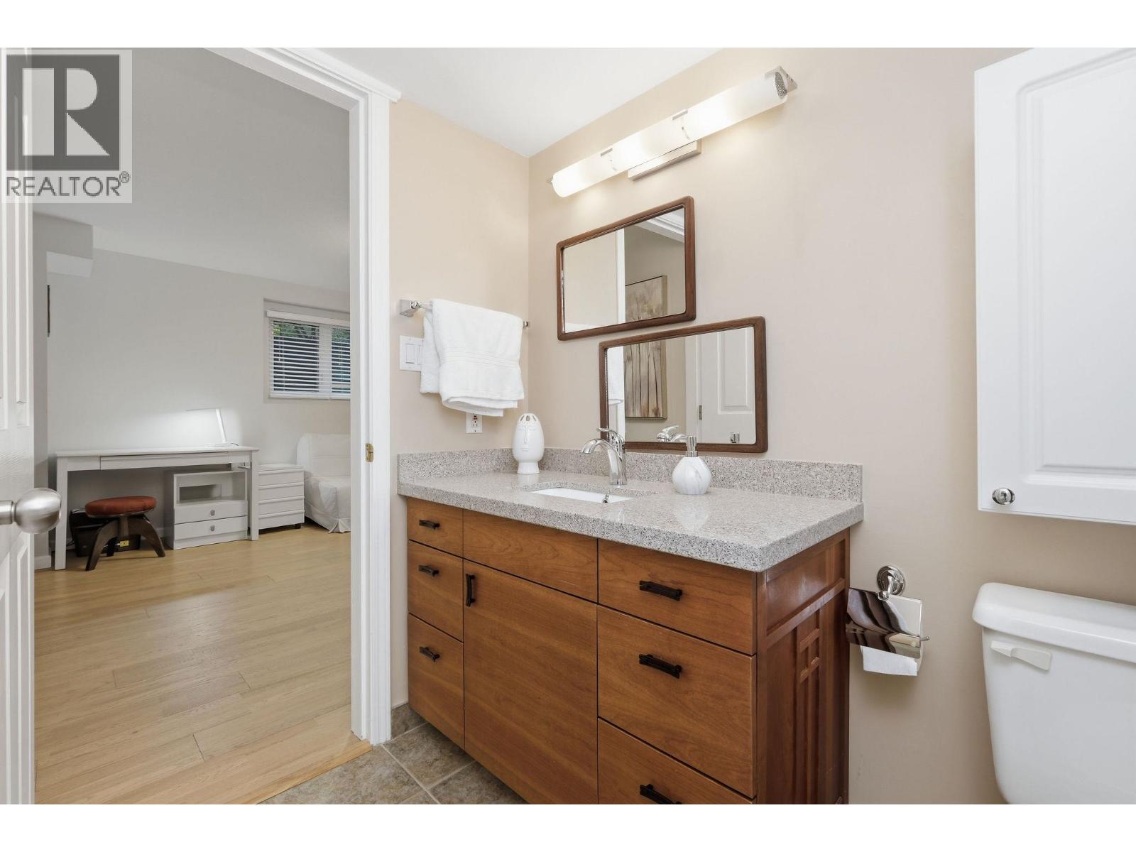1558 Bowser Avenue, North Vancouver, British Columbia  V7P 2Y3 - Photo 30 - R3118020
