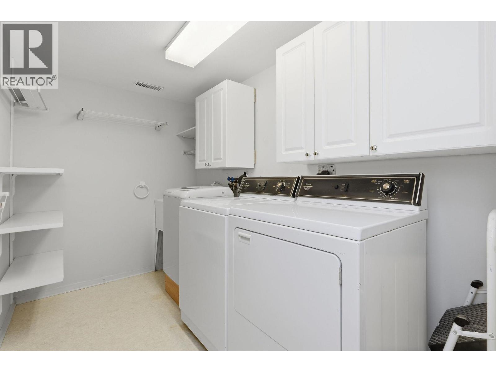1558 Bowser Avenue, North Vancouver, British Columbia  V7P 2Y3 - Photo 31 - R3118020