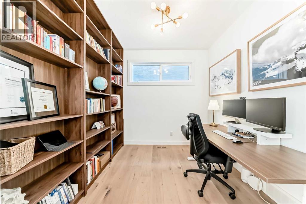 60 Cranbrook Cape Se, Calgary, Alberta  T3M 3L5 - Photo 15 - A2306200
