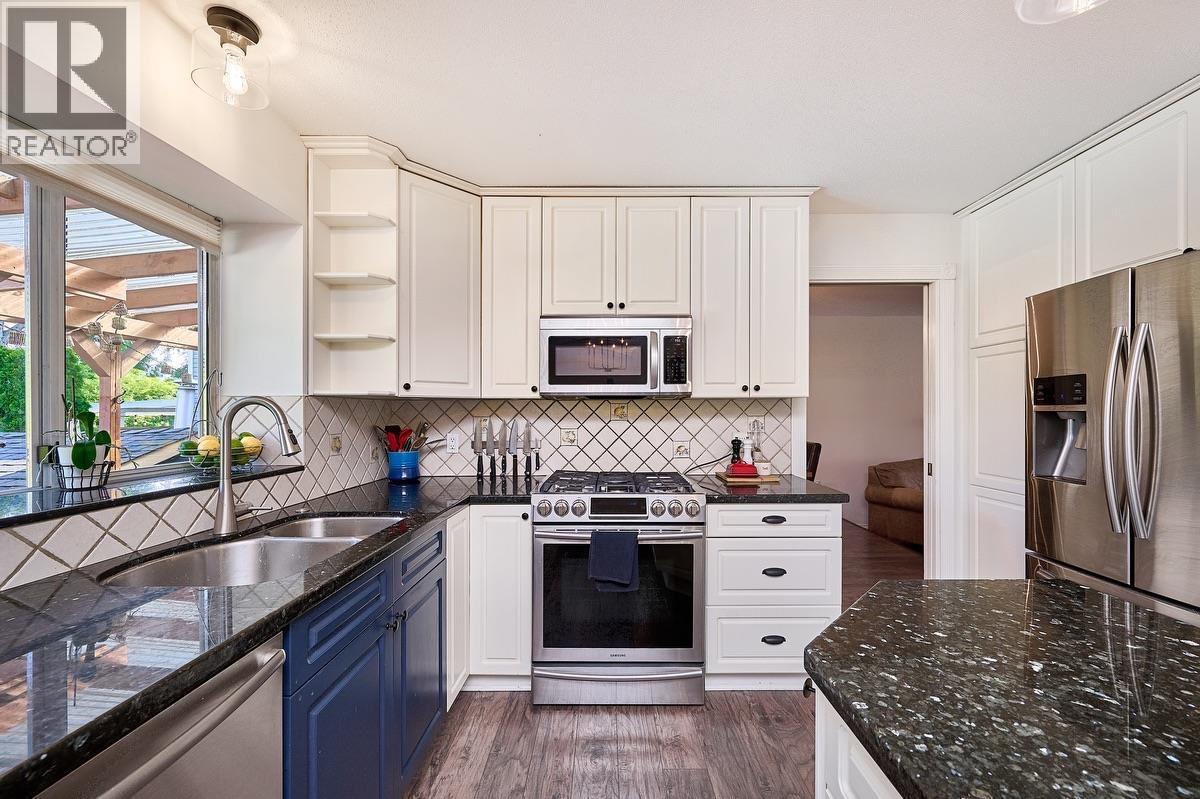 21469 126 Avenue, Maple Ridge, British Columbia  V4R 2H4 - Photo 6 - R3117980
