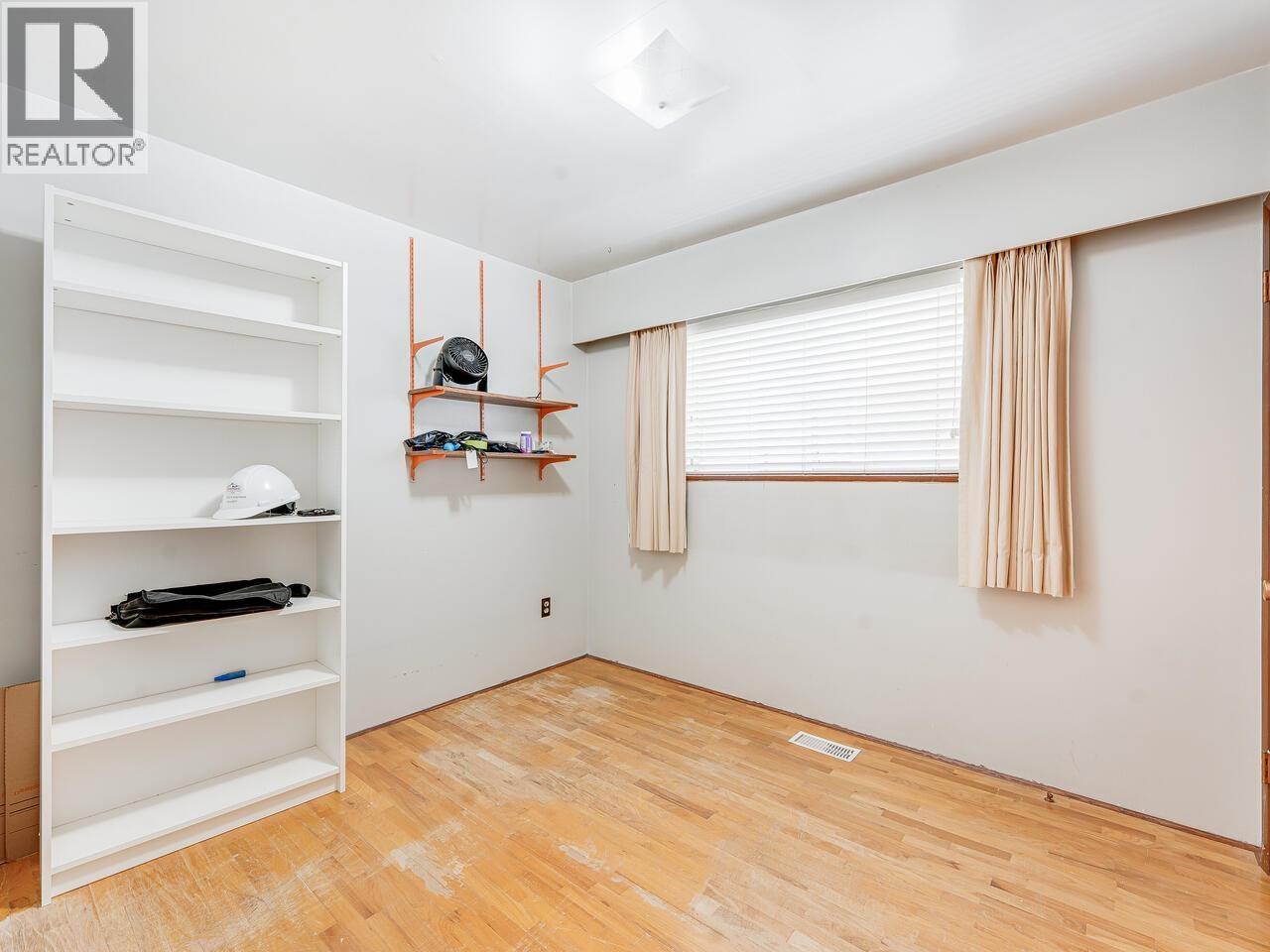 1066 E 63rd Avenue, Vancouver, British Columbia  V5X 2L1 - Photo 11 - R3117989