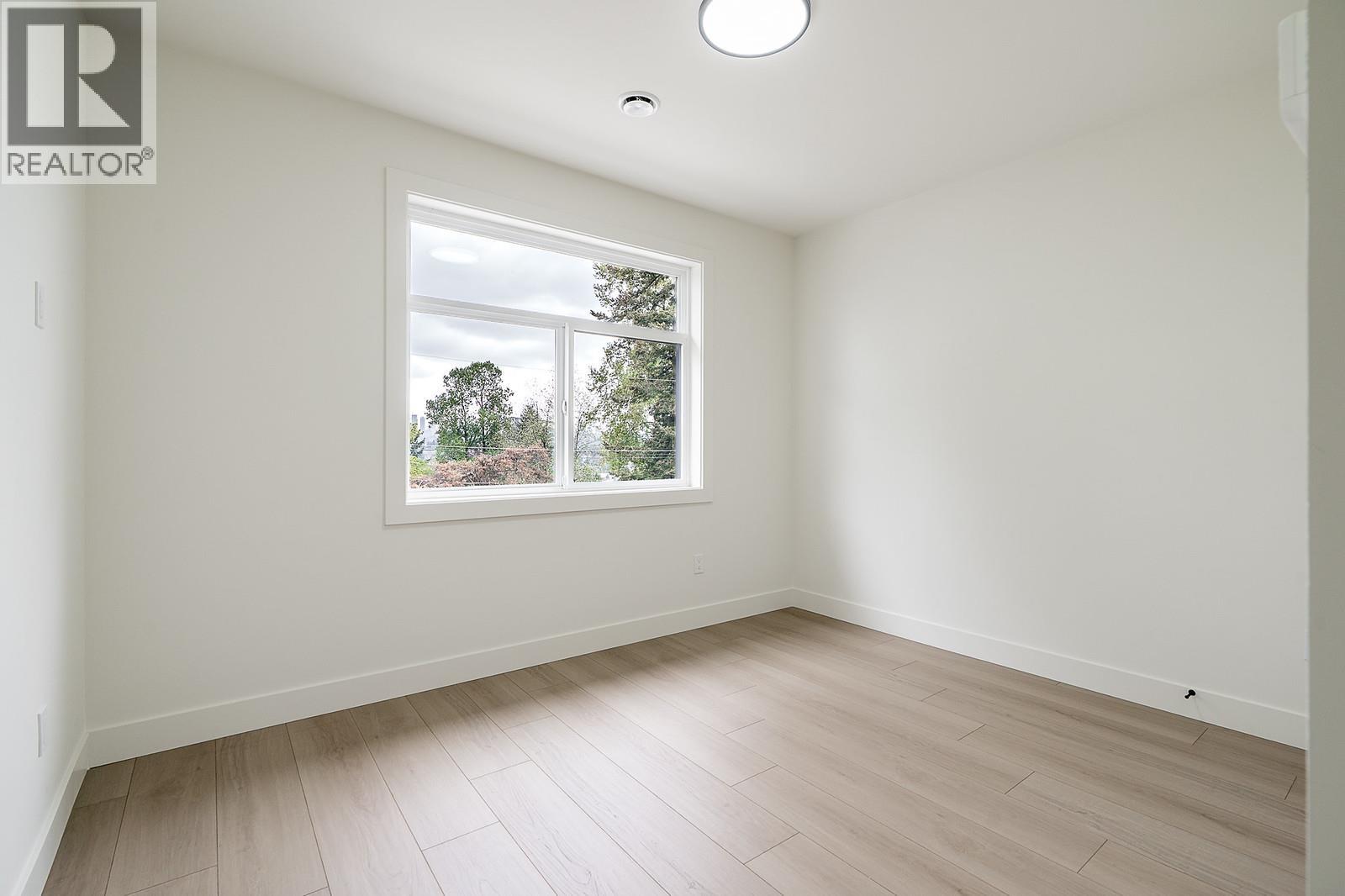 3 5953 Winch Street, Burnaby, British Columbia  V5B 2L1 - Photo 12 - R3118014