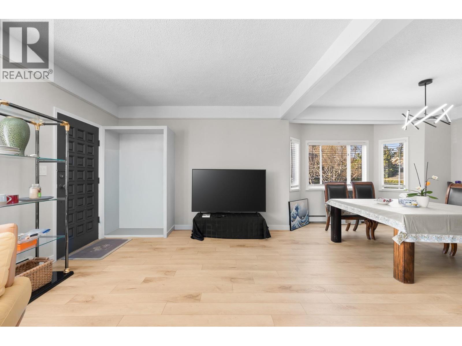 3099 W 6th Avenue, Vancouver, British Columbia  V6K 1X4 - Photo 6 - R3118017