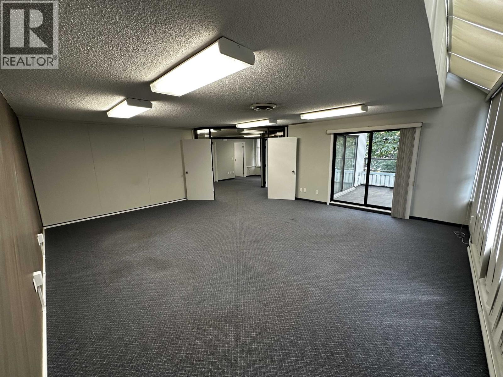 399 Mountain Highway, North Vancouver, British Columbia  V7J 2K9 - Photo 5 - C8078388