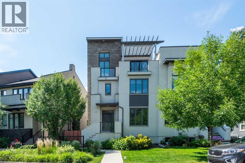 112 Burma Star Road SW, Calgary, Alberta  T3E 7Y4 - Photo 1 - A2290079