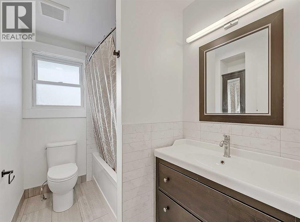 23 Cambrian Drive NW, Calgary, Alberta  T2K 1P3 - Photo 21 - A2291878