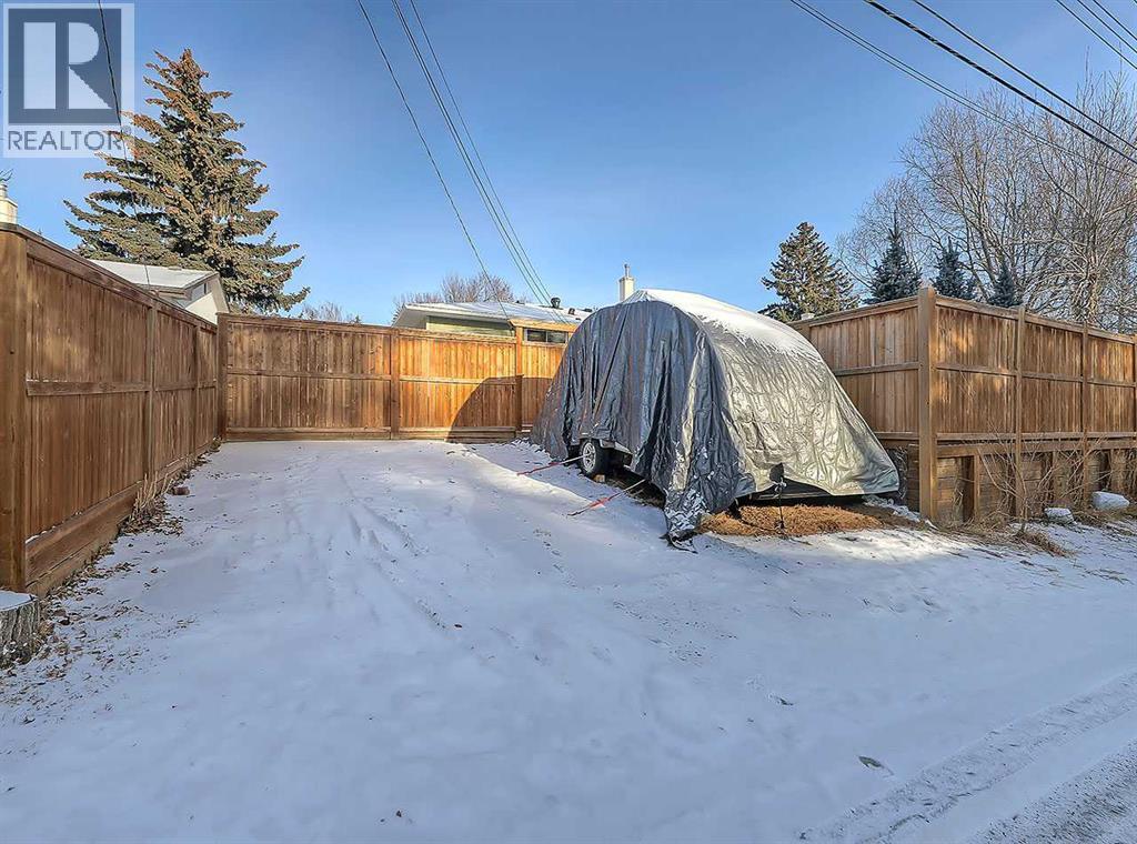 23 Cambrian Drive NW, Calgary, Alberta  T2K 1P3 - Photo 49 - A2291878