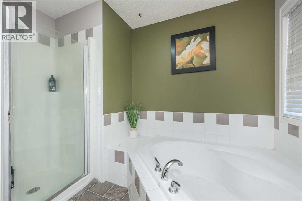 56 Evansbrooke Landing, Calgary, Alberta  T3P 1G5 - Photo 23 - A2301292