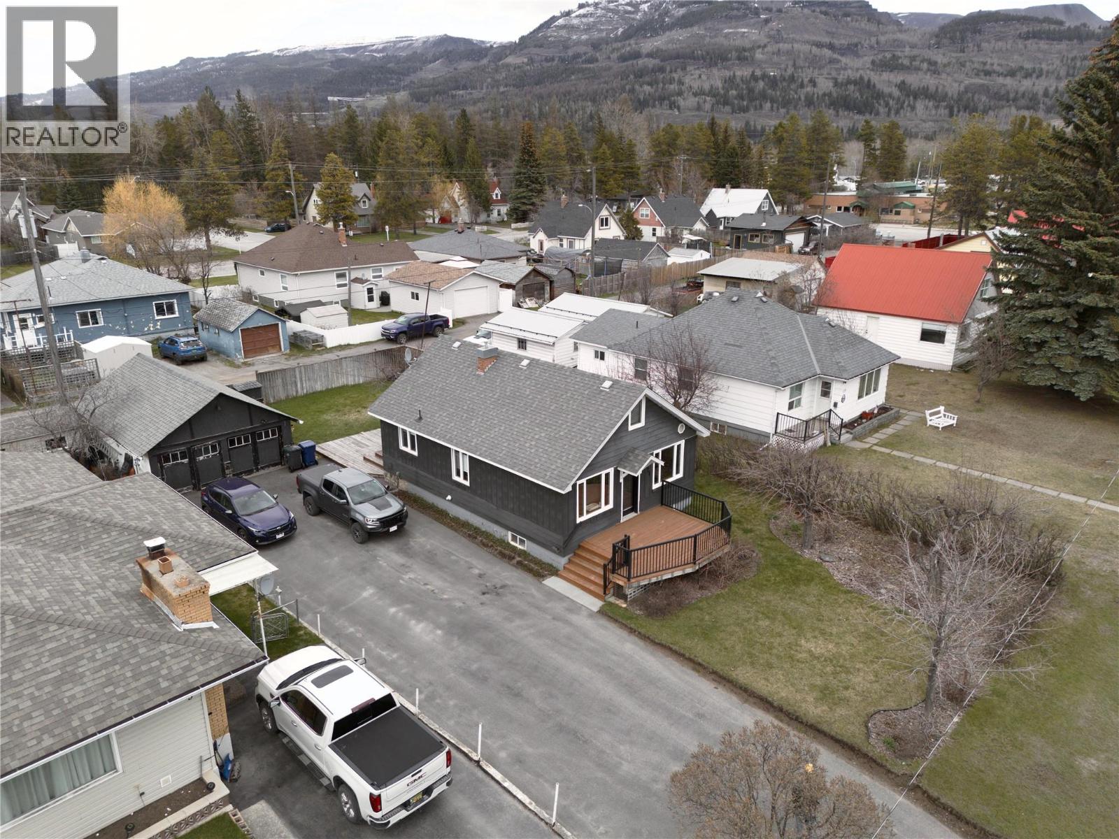 121 Spruce Avenue, Sparwood, British Columbia  V0B 2G0 - Photo 30 - 10385444