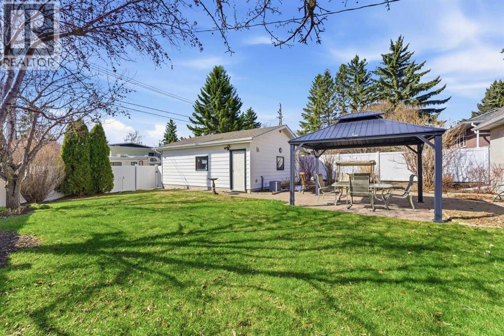 803 Seattle Drive Sw, Calgary, Alberta  T2W 0M9 - Photo 33 - A2305853