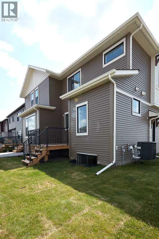 80 Emberside Grove, Cochrane, Alberta  T4C 3C8 - Photo 2 - A2306816