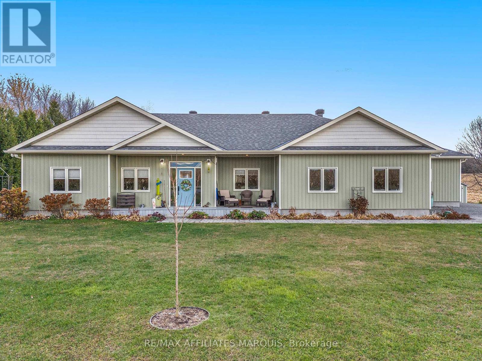 100 SUMMERS ROAD, Rideau Lakes, Ontario