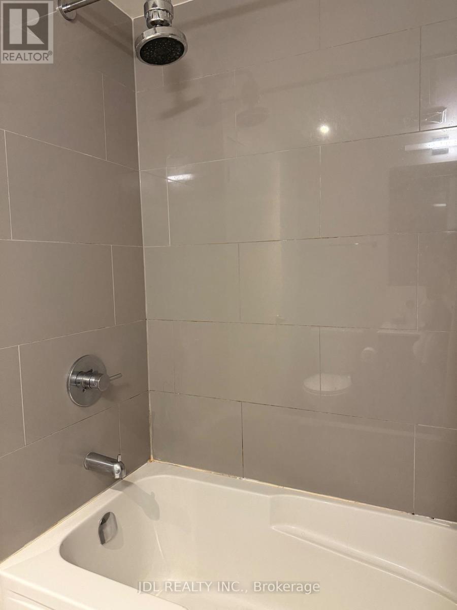 3305 - 88 Harbour Street, Toronto, Ontario  M5J 0C3 - Photo 8 - C13065544