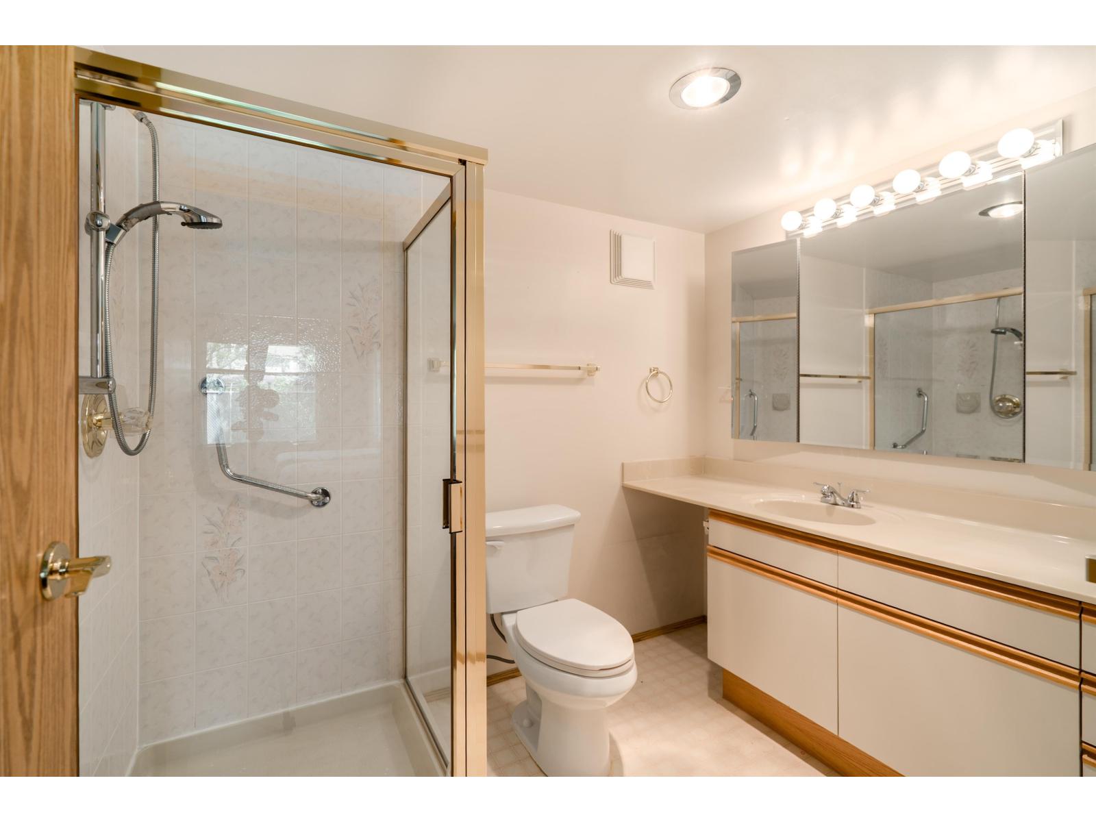 104 6875 121 Street, Surrey, British Columbia  V3W 1C2 - Photo 19 - R3118057