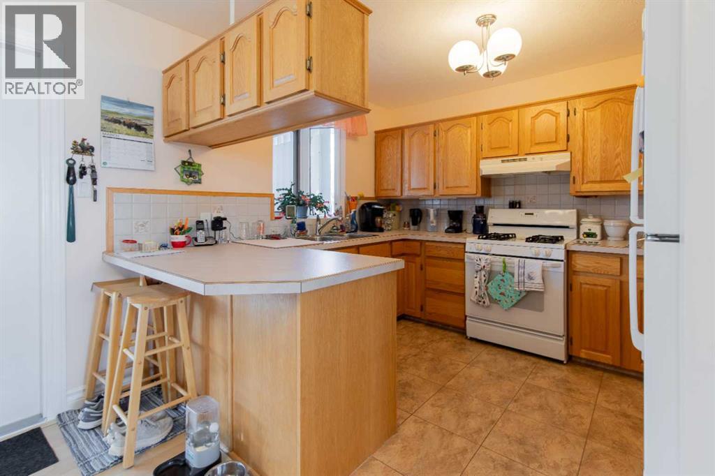 580 Mcdougall Street, Pincher Creek, Alberta  T0K 1W0 - Photo 15 - A2306436