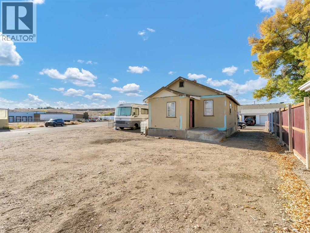 640 Pottery Street SE, Medicine Hat, Alberta  T1A 7G2 - Photo 27 - A2262837
