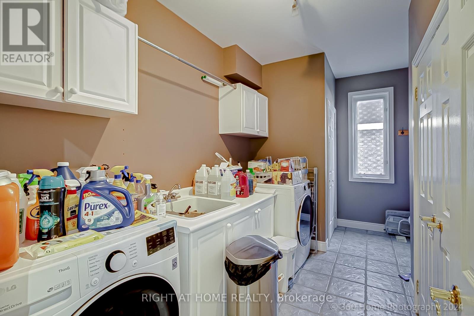 103 Oak Avenue, Richmond Hill, Ontario  L4C 6R6 - Photo 8 - N12664426