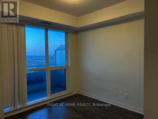 607 - 9205 Yonge Street, Richmond Hill, Ontario  L4C 6Z2 - Photo 12 - N12862722
