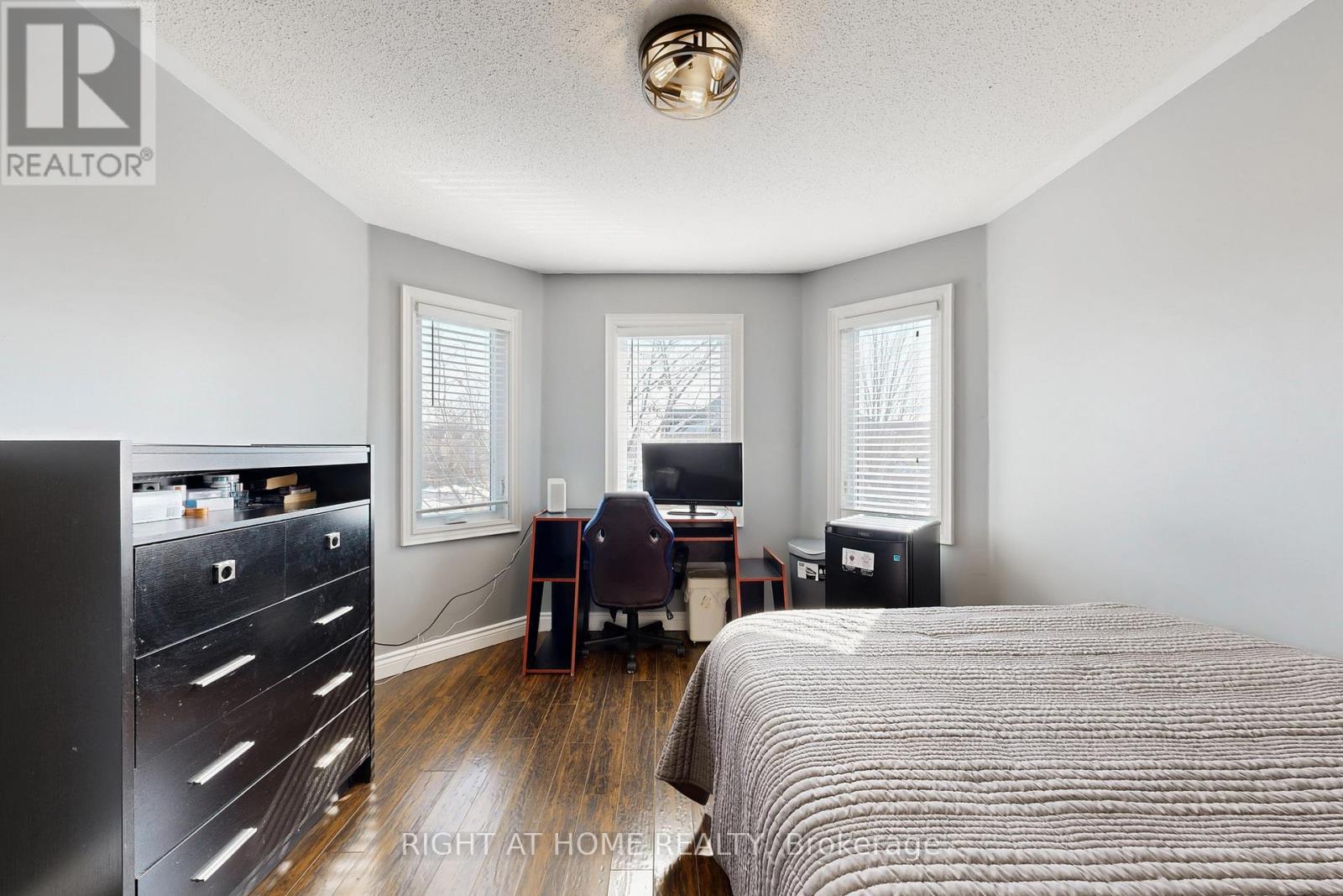 78 John W Taylor Avenue, New Tecumseth, Ontario  L9R 0C9 - Photo 31 - N12986320
