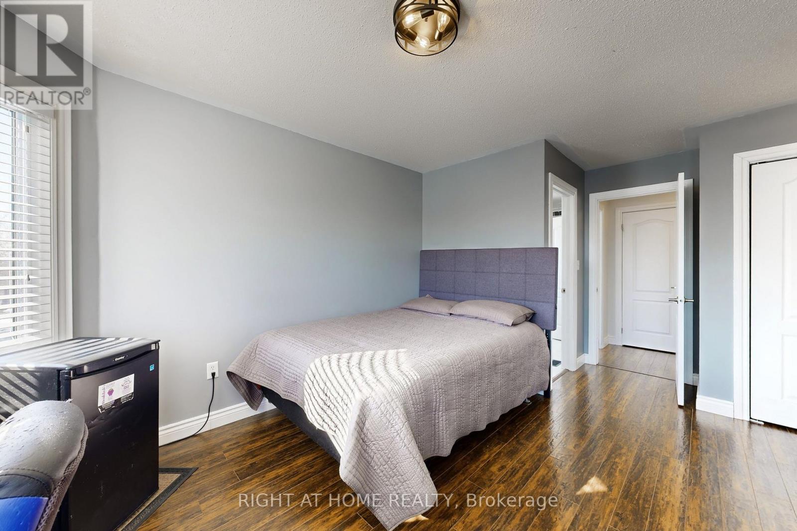 78 John W Taylor Avenue, New Tecumseth, Ontario  L9R 0C9 - Photo 29 - N12986320