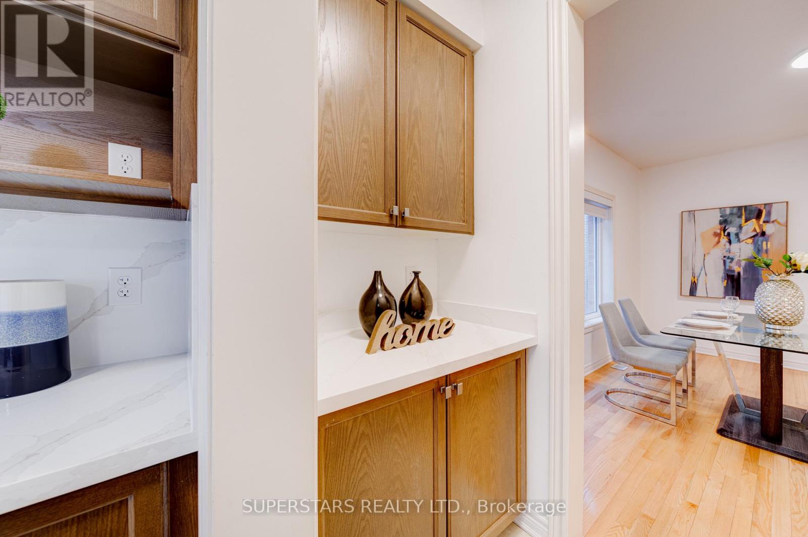 8 Kavanagh Avenue, East Gwillimbury, Ontario  L9N 0P6 - Photo 10 - N13065612