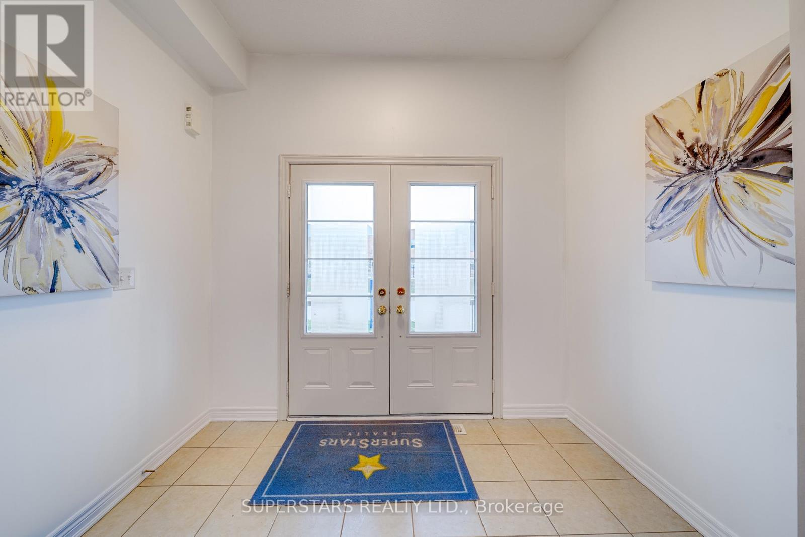8 Kavanagh Avenue, East Gwillimbury, Ontario  L9N 0P6 - Photo 2 - N13065612